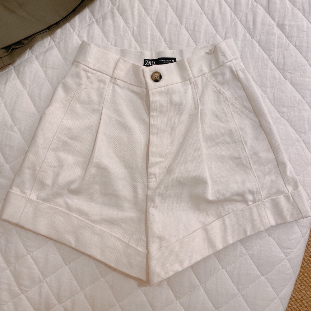 ZARA white denim shorts